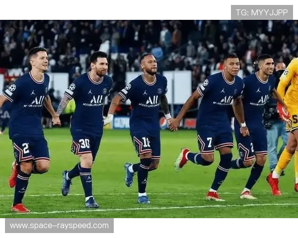 梅斯迎战里昂，保级队主场韧性或阻连胜势头